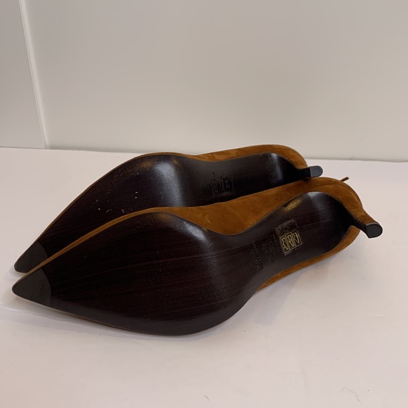 Stuart Weitzman Suede Heels NWOT - Picture 3 of 7